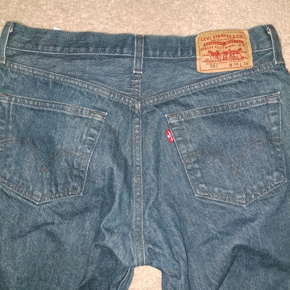 Mens 501 Levi Jeans, Like New, 34W x 34L, Blue  and Green colored Jeans. - Picture 3 of 3
